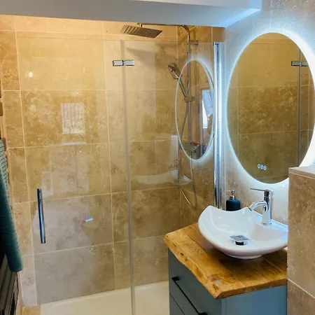 Au Pradet Apartment