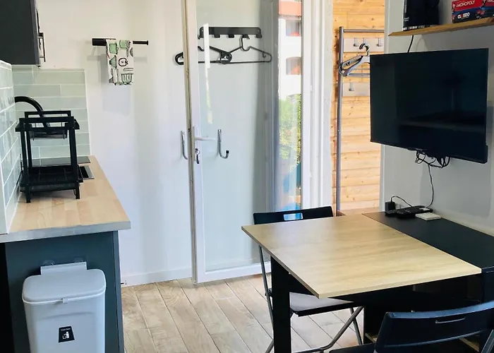 Au Pradet Apartment